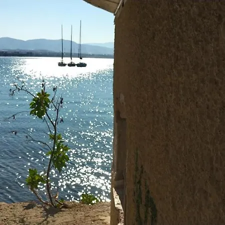 아파트 Loutraki-spa-apartment *